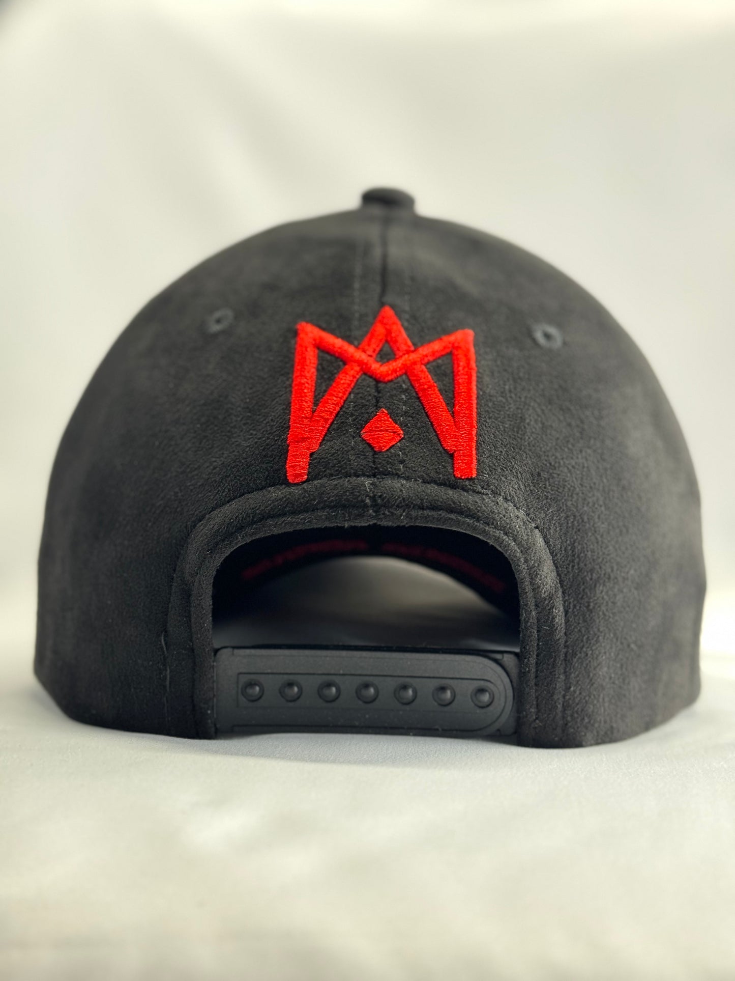 ALL SUEDE MARCA ALUCIN